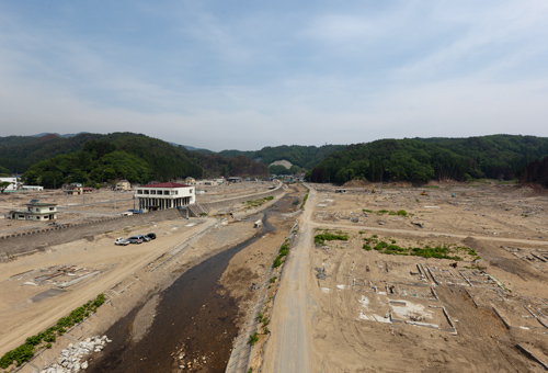 震災3ヶ月の宮古市田老地区